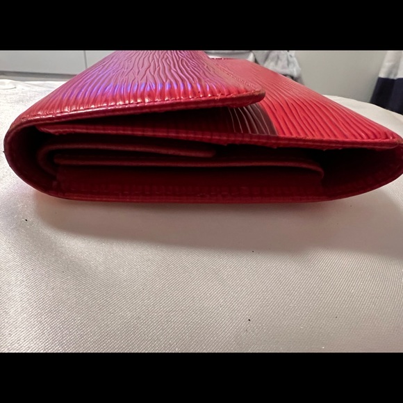 Louis Vuitton Epi Portotrezole International Trifold Wallet Red - Picture 9 of 11